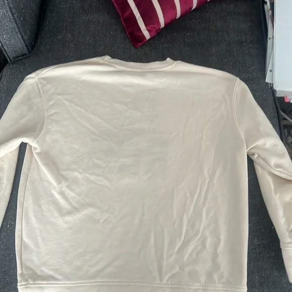 Fun novelty- sweatshirt.  Size small - Picture 4 of 5